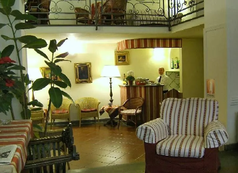 Hotel Unicorno Флоренция 3*,  Италия