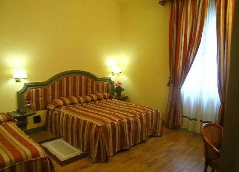 Hotel Unicorno Флоренция