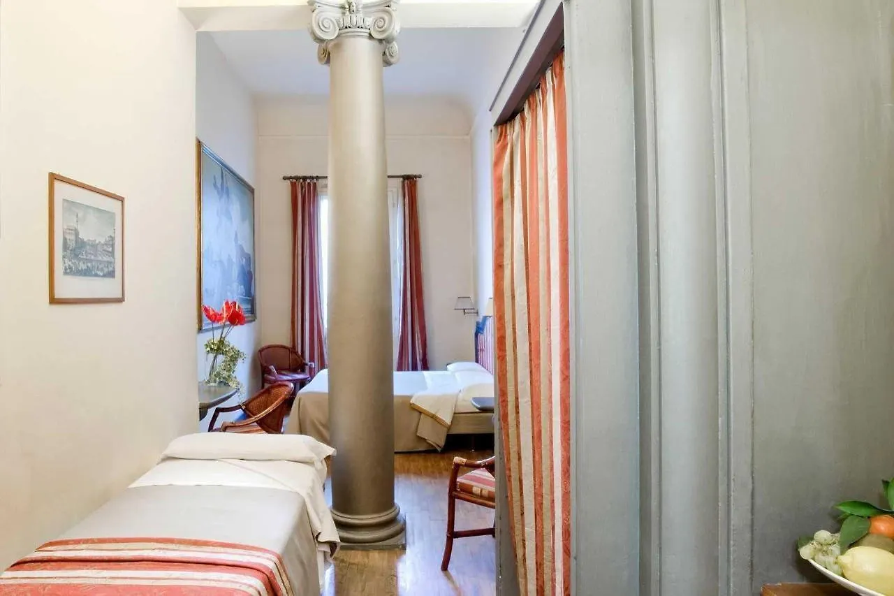Hotel Unicorno Floransa İtalya