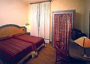Hotel Unicorno Floransa